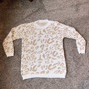 Oversized Leopard Sweater